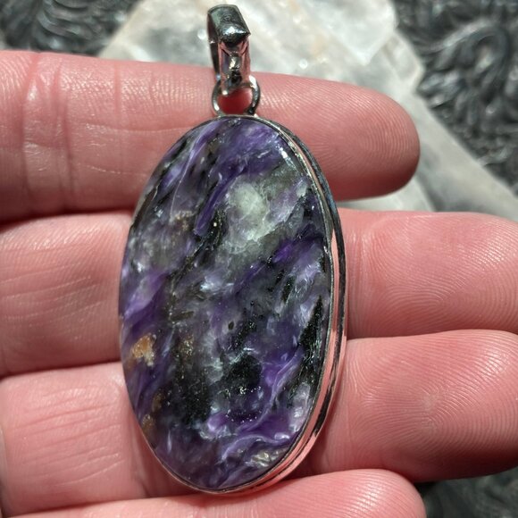 Stunning Charoite Pendant Stone Crystal Jewelry - Picture 4 of 9